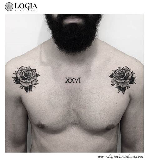 rosas en el pecho hombre|25 fotos con ideas de Tatuajes en el pecho para。